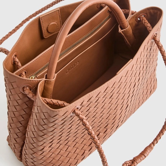 Italian leather woven handbag with adjustable straps - Picture 3 of 8